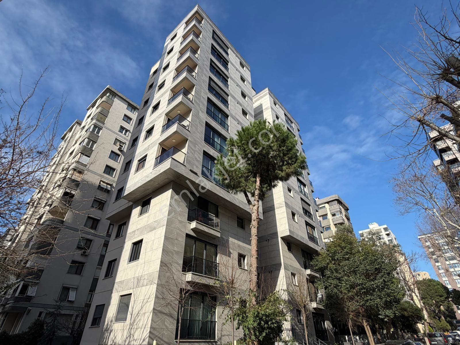 Çatalçeşme Levent Sk.'da Bağdat Cd.'sine Marmaray'a Yakın Daire