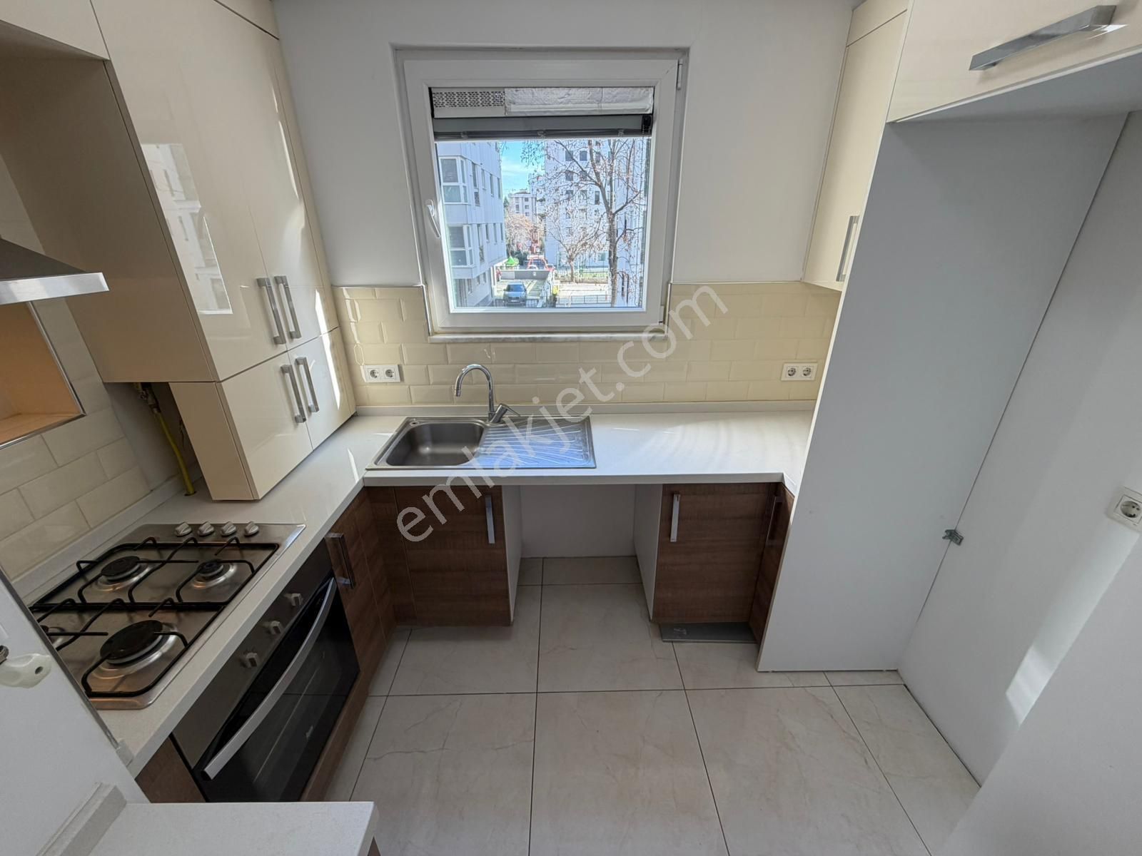 Çatalçeşme Levent Sk.'da Bağdat Cd.'sine Marmaray'a Yakın Daire - Görsel 24