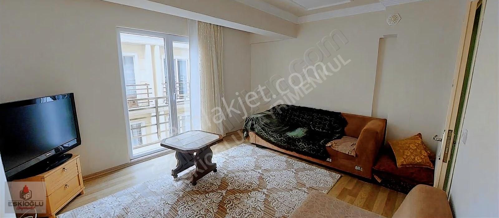 Üniversite. 32 Evler Plajına Kafelere 100 Metre (kapalı Mutfak) - Görsel 16