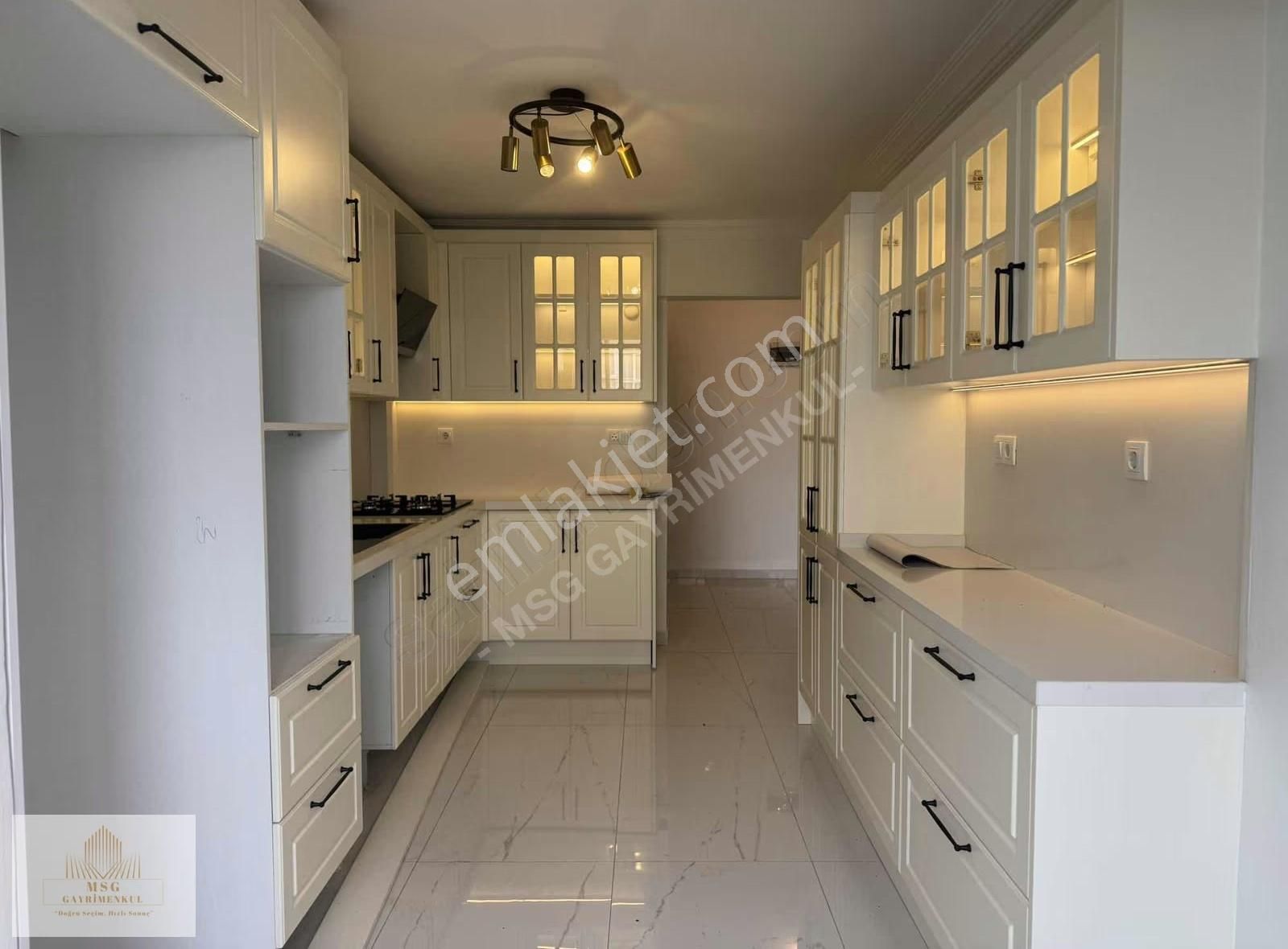 Msg'den İnönü Cadde Üzerinde Arakat Asansörlü - Otoparklı 3+1 - Görsel 11