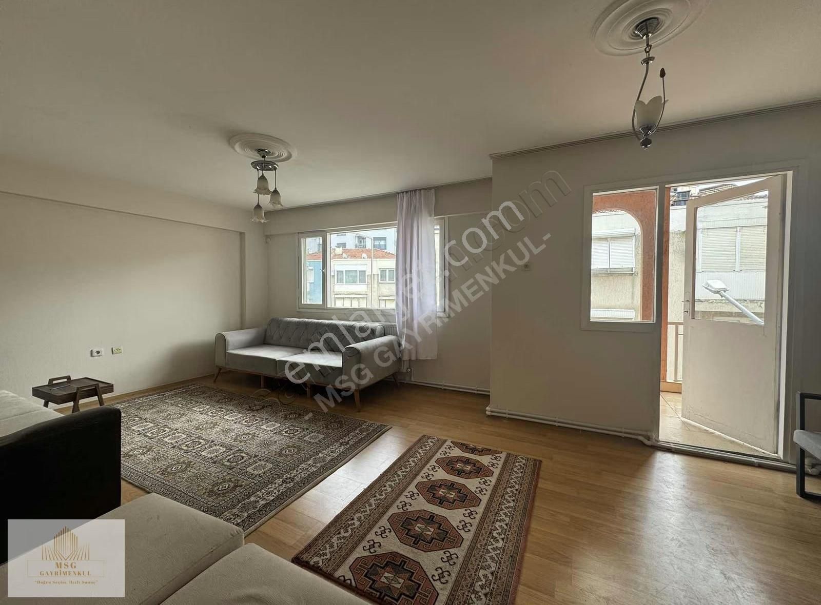 Msg'den Balçova'da Cadde Yakını Ferah Ve Geniş Çift Cephe 3+1 - Görsel 11