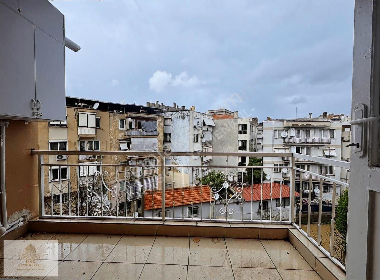 Msg'den Balçova'da Cadde Yakını Ferah Ve Geniş Çift Cephe 3+1 - Görsel 45