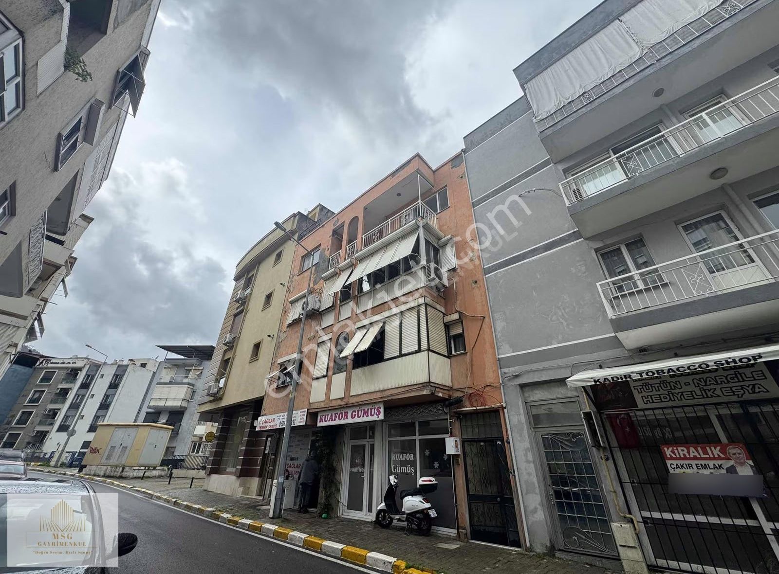 Msg'den Balçova'da Cadde Yakını Ferah Ve Geniş Çift Cephe 3+1