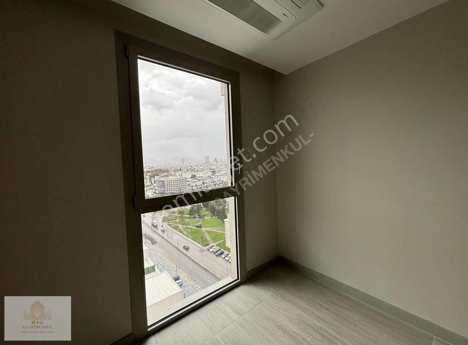 Msg'den Megapol'de Deniz Manzaralı Lüks 3+1 Rezidans Daire - Görsel 2