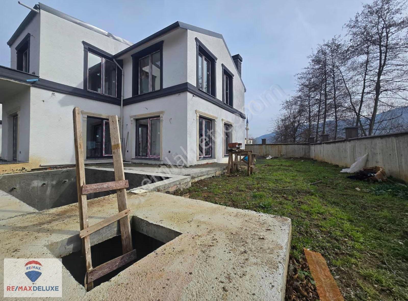 Kartepe Acısu'da Butik Sitede Müstakil Havuzlu Villa - Görsel 7