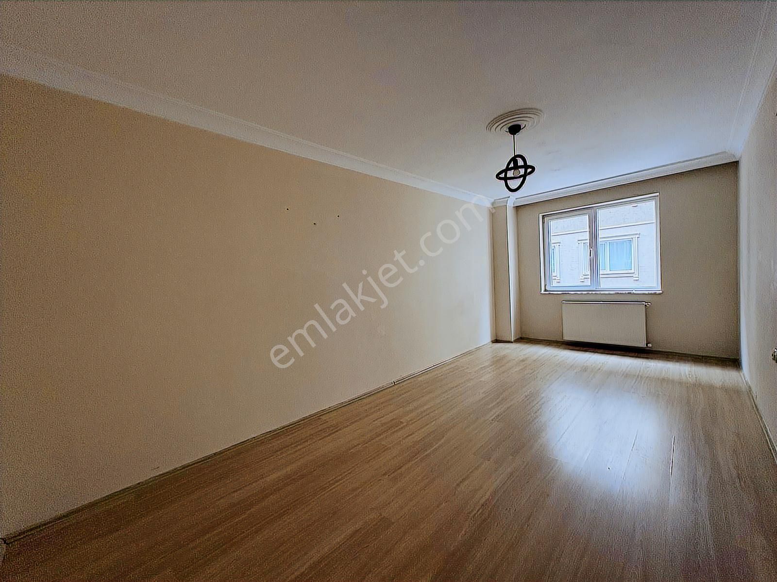 İhsaniyede Kiralık 2+1 Daire - Görsel 2