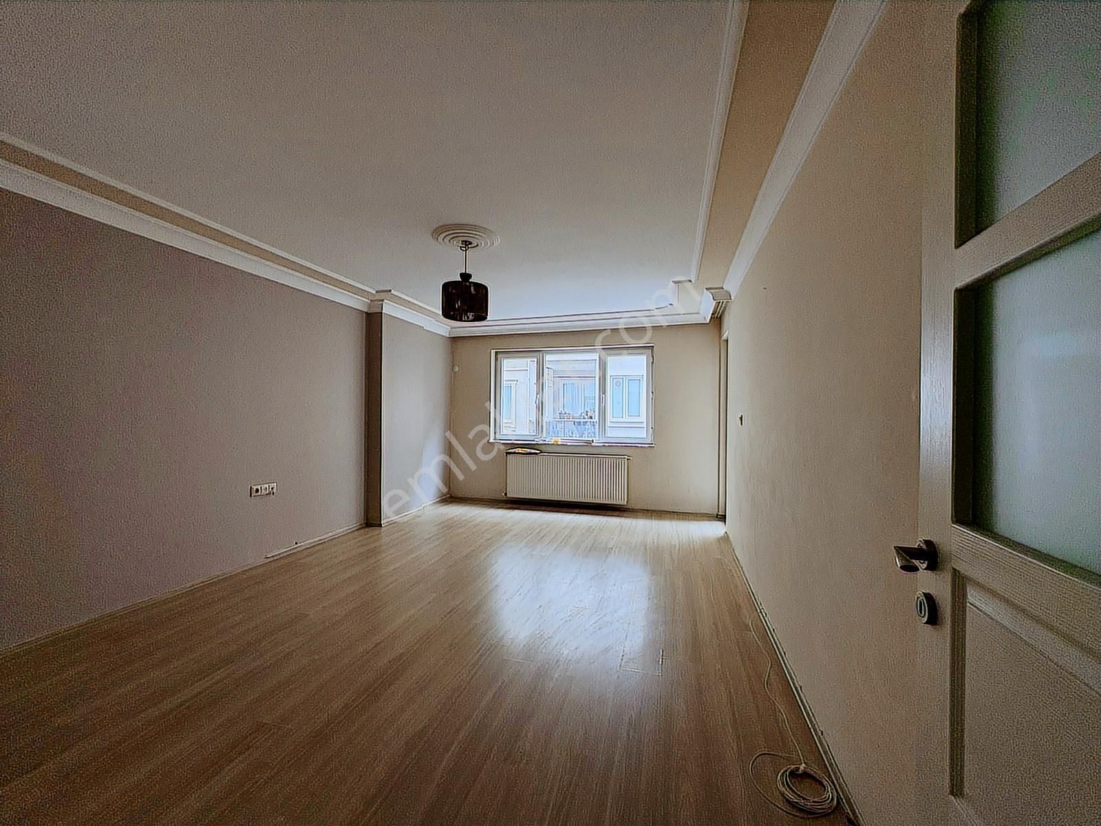 İhsaniyede Kiralık 2+1 Daire - Görsel 11