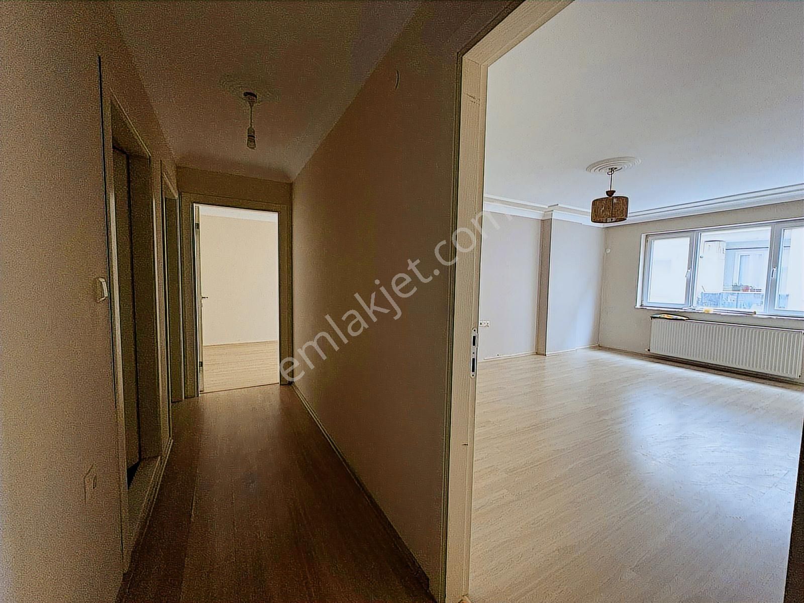 İhsaniyede Kiralık 2+1 Daire - Görsel 13