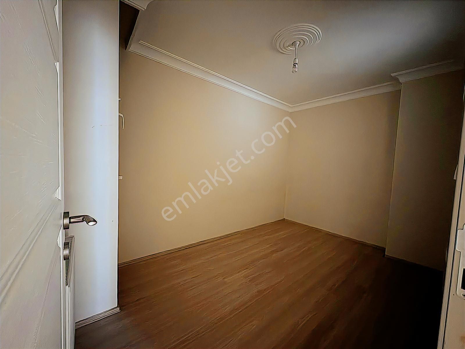 İhsaniyede Kiralık 2+1 Daire - Görsel 15