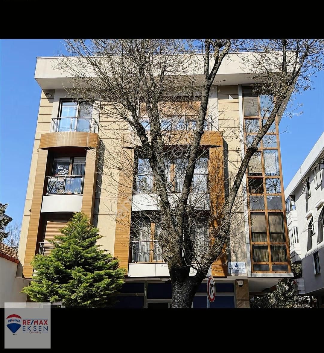 Suadiye Emin Ali Paşa Caddesinde 260 M2 3+2 Dublex Emsalsiz