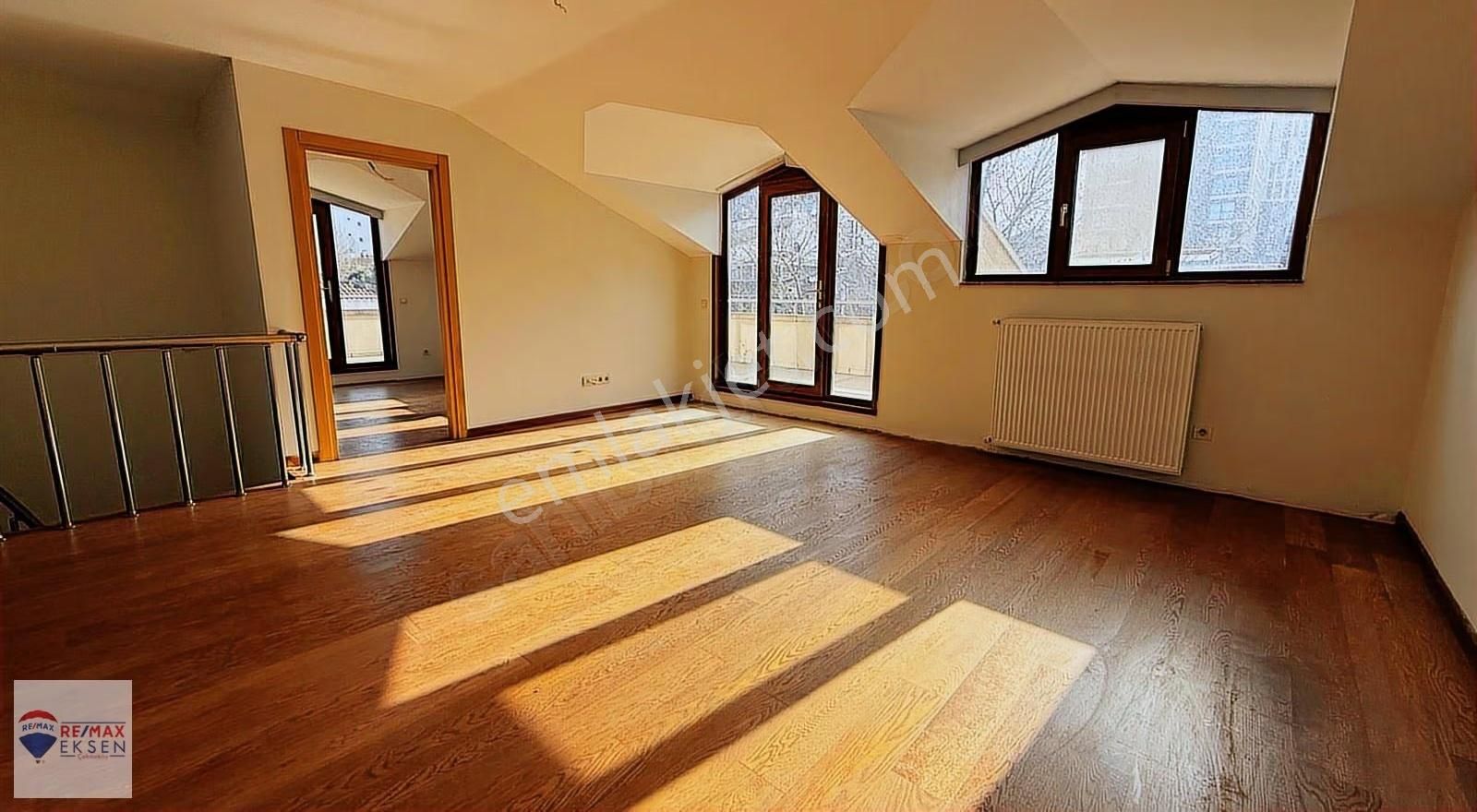 Suadiye Emin Ali Paşa Caddesinde 260 M2 3+2 Dublex Emsalsiz - Görsel 22