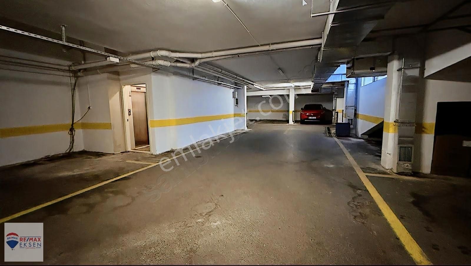 Suadiye Emin Ali Paşa Caddesinde 260 M2 3+2 Dublex Emsalsiz - Görsel 24