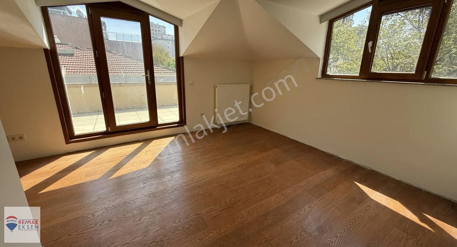 Suadiye Emin Ali Paşa Caddesinde 260 M2 3+2 Dublex Emsalsiz - Görsel 18