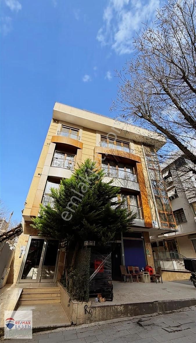 Suadiye Emin Ali Paşa Caddesinde 260 M2 3+2 Dublex Emsalsiz - Görsel 23