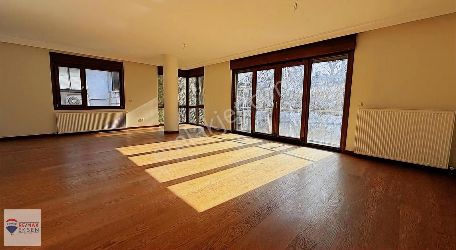 Suadiye Emin Ali Paşa Caddesinde 260 M2 3+2 Dublex Emsalsiz - Görsel 32