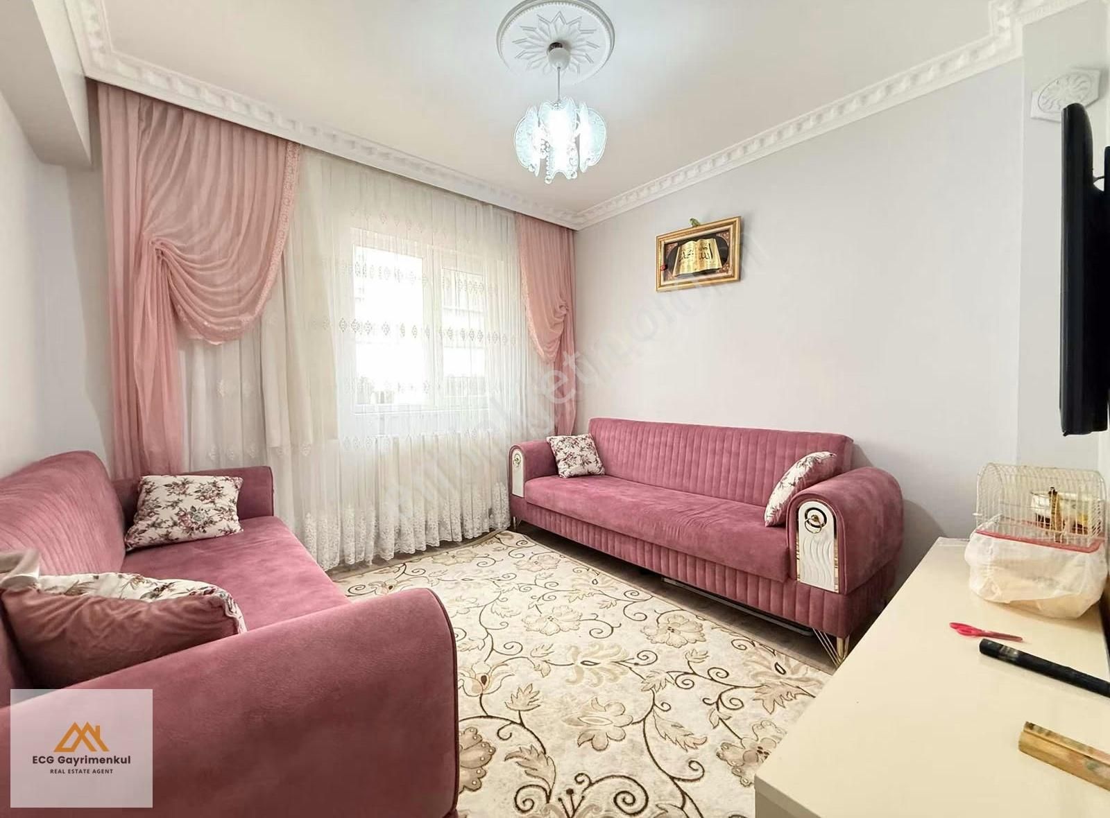 Ecg'den; Saray Fatihte Merkezi Konumda, Geniş 3+1 Fırsat Daire - Görsel 13