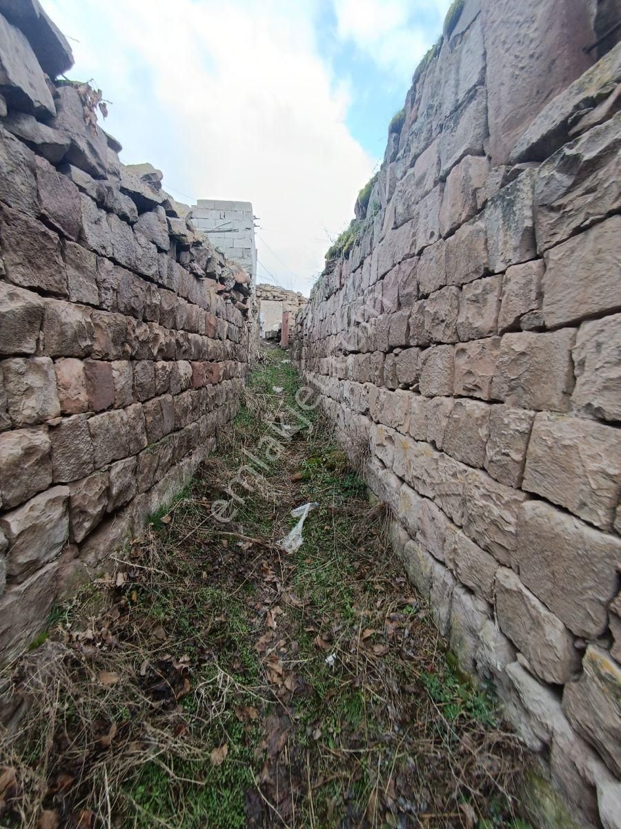 Pratik Den// Muhteşem Vadi Manzaralı 2 Parça Bahçe - Görsel 7