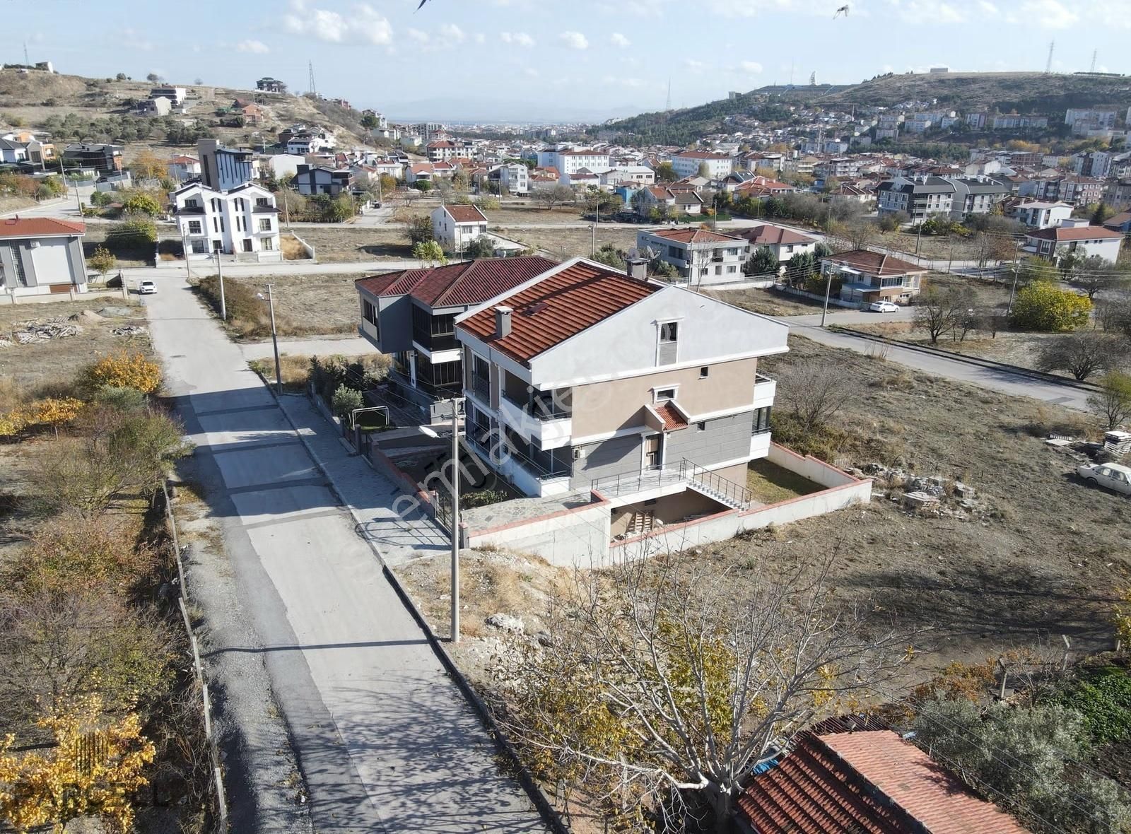 Balıkesir Kuva-i Milliye Mah. Satılık Emsalsiz Müstakil Villa - Görsel 2