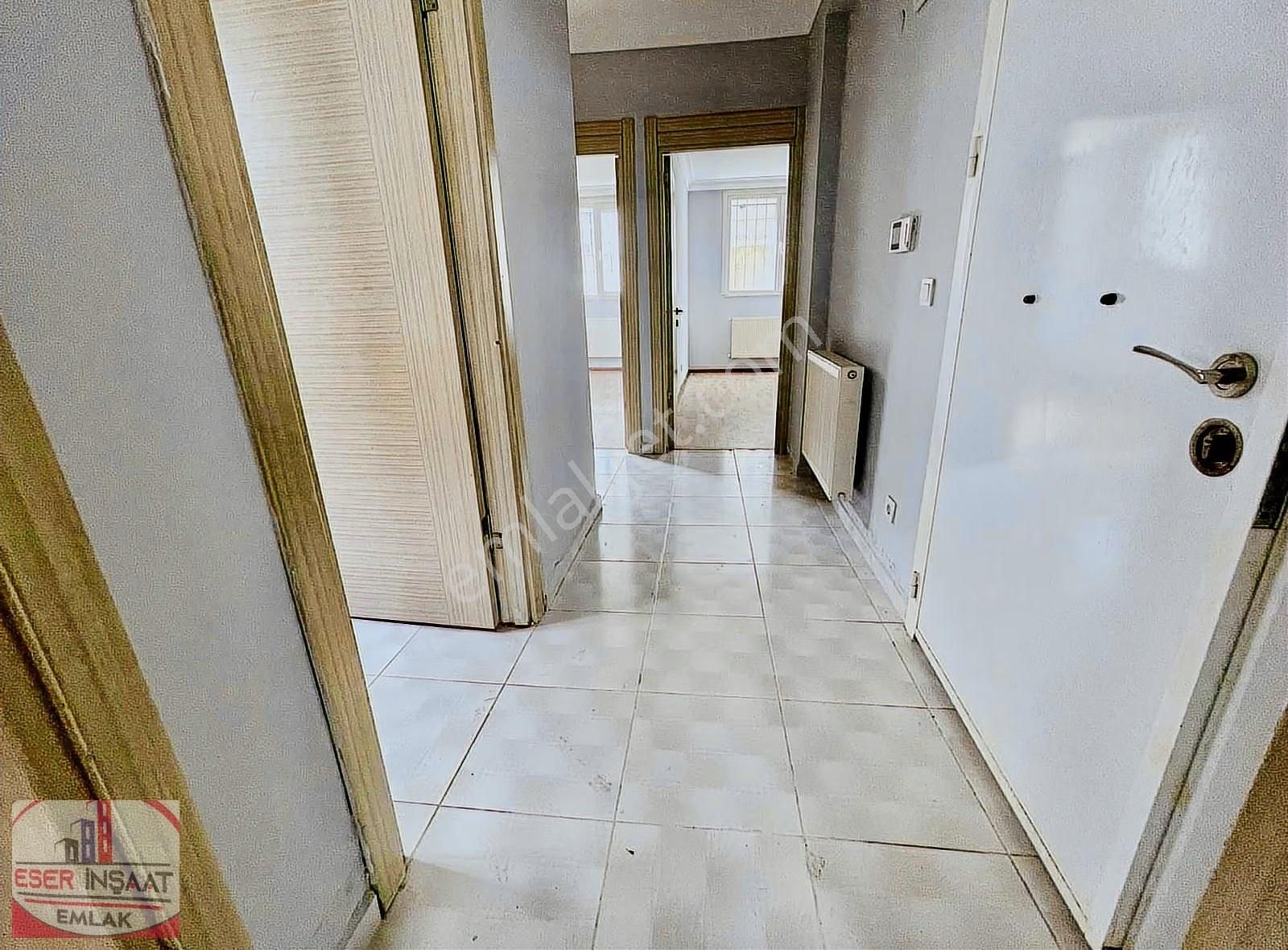 Eser Yapıdan Satılık2+1 100m2 Meydan Konumlu Yüksek Bahçe Katı - Görsel 6