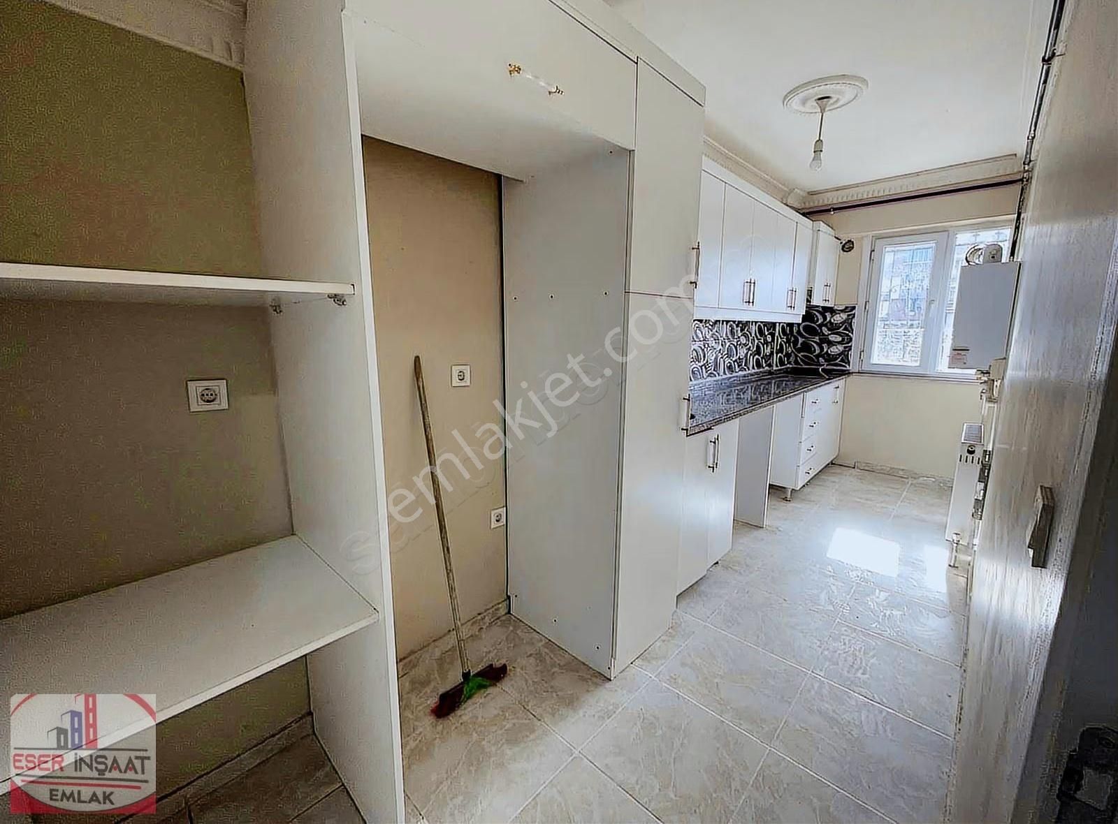 Eser Emlaktan Altınşehırde 2+1 90m2 Giriş Kat