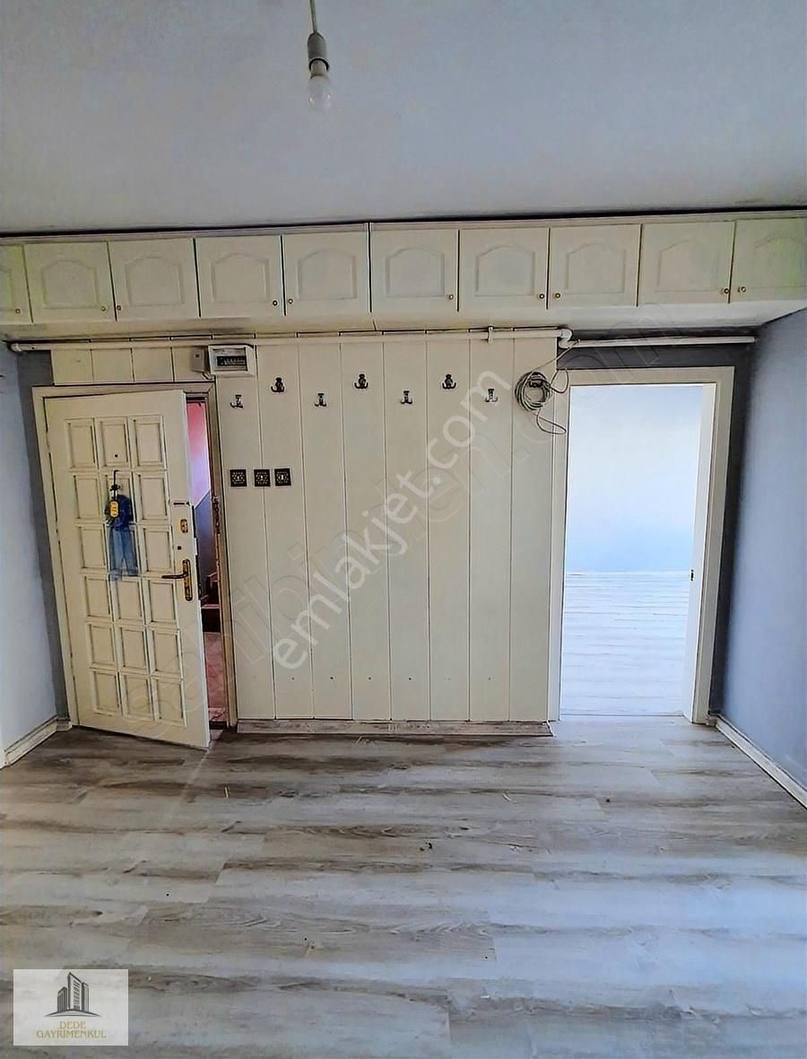 Maltepe Mahallesinde 2+1 Çok Temiz Daire - Görsel 2
