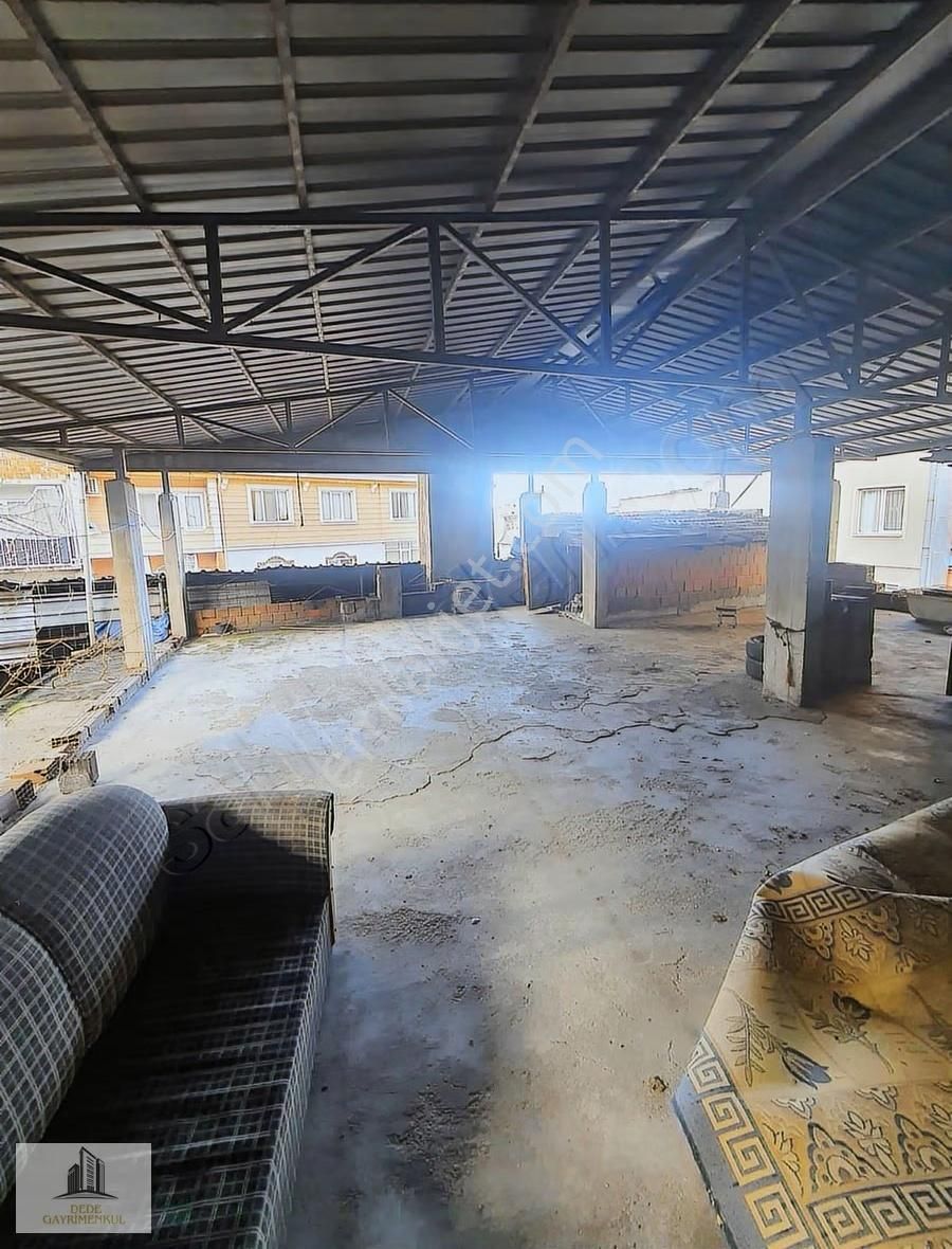 Cadde Üzeri Satılık 3 Katlı 2 Daire 2 Dükkan - Görsel 5