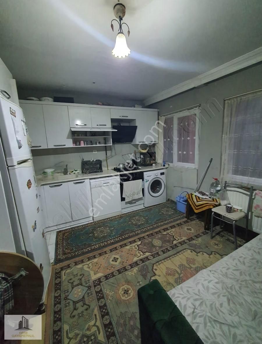 Yeşilyayla Mahallesinde 2+1 Satılık Daire