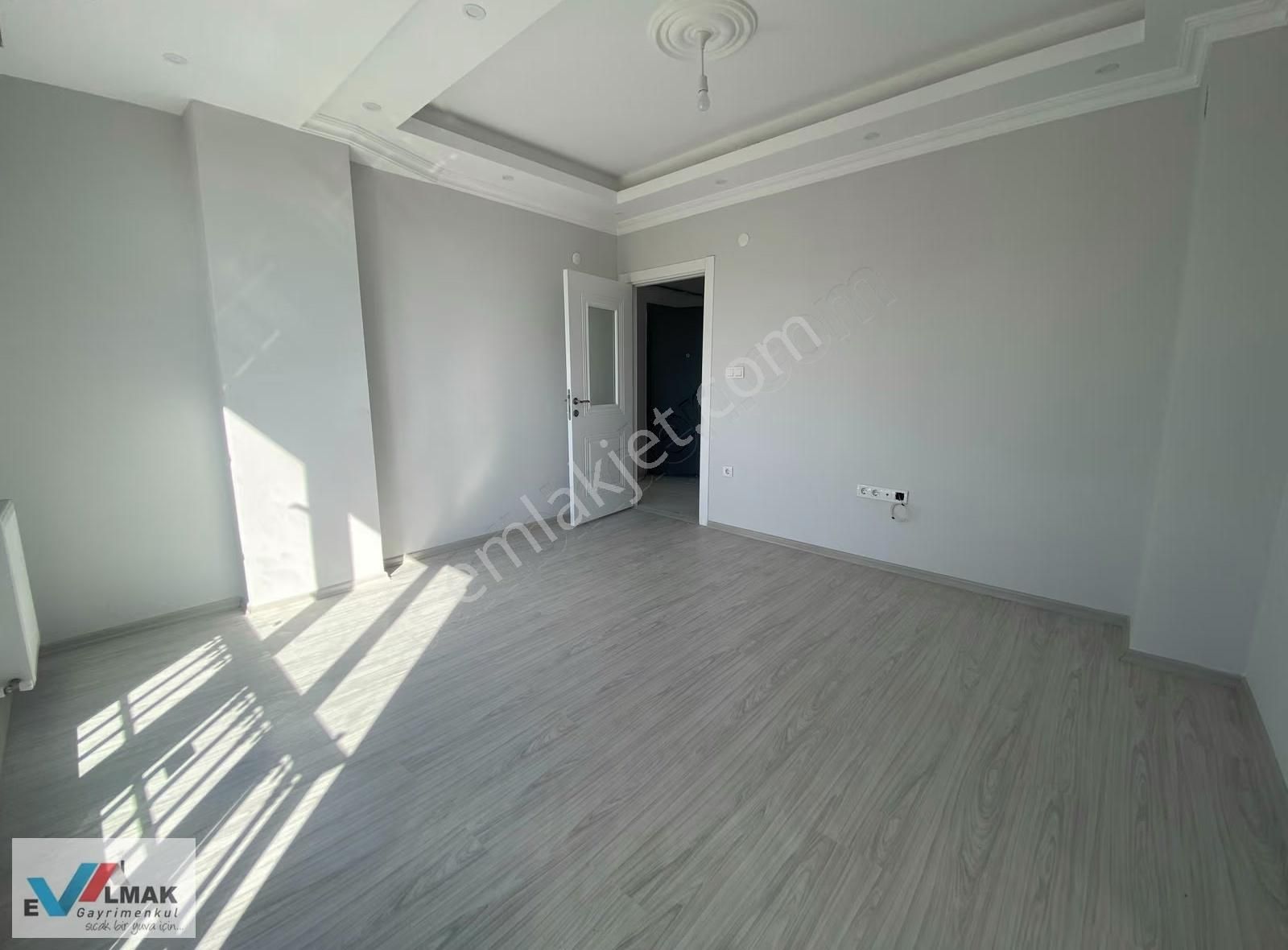 Evalmak Gayrimenkul'den Söğütlüçeşme Mah.de Satılık 3+2 Dubleks - Görsel 23