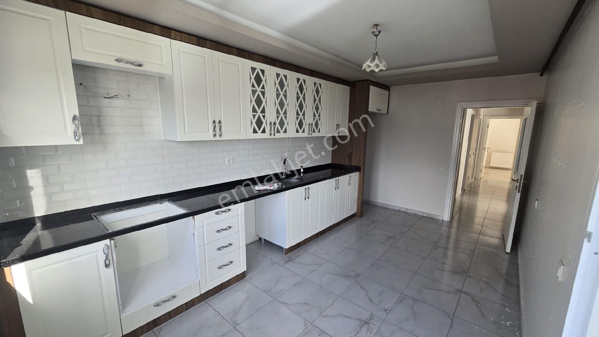 Toroslar Yalınayakta 3+1 Site İçerisinde Asansörlü Kiralık Daire - Görsel 2