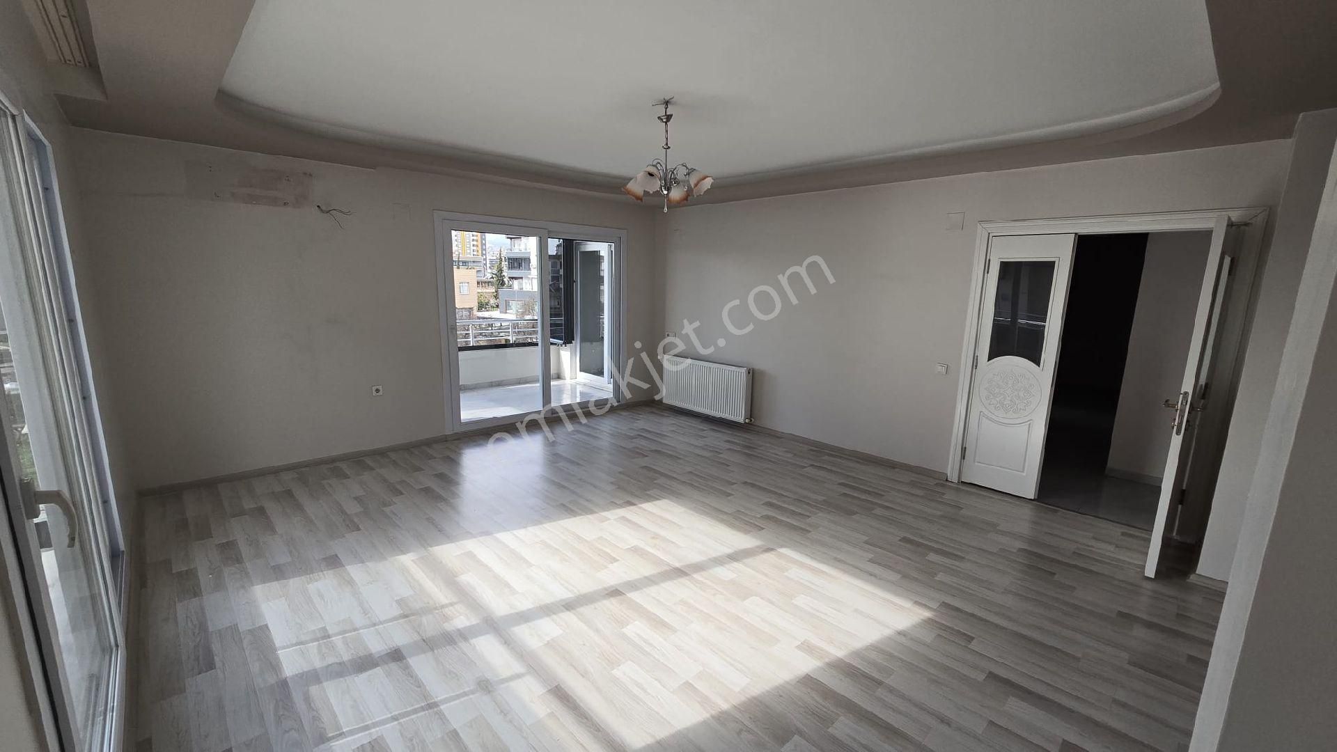 Toroslar Yalınayakta 3+1 Site İçerisinde Asansörlü Kiralık Daire - Görsel 27