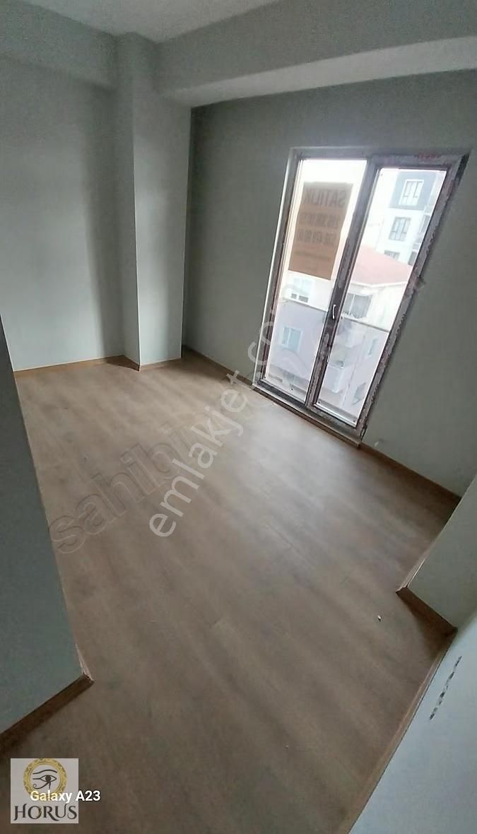 Ulaşım Noktalarına Yakın Manzaralı Katta Tek Daire - Görsel 27