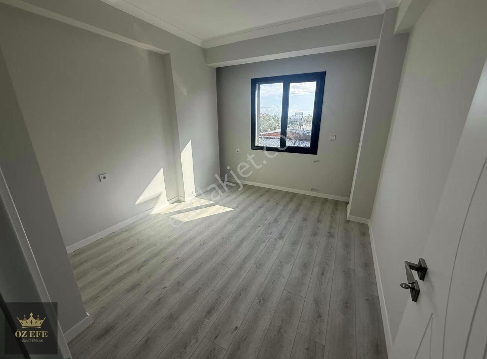 Küçükkuyu Mıhlı Da Müstakil Tadında 2+1 Lüx Daireler - Görsel 24