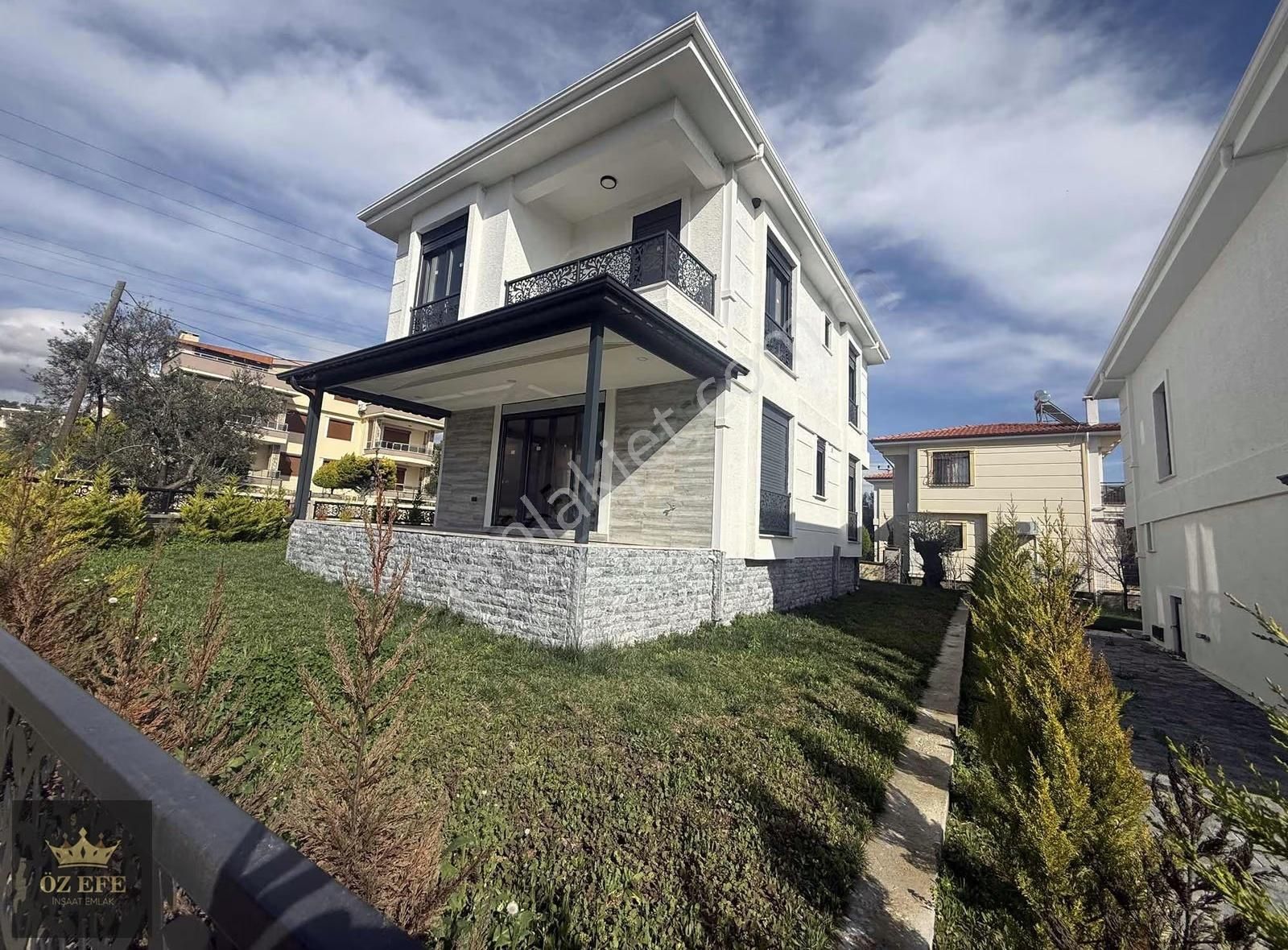 Küçükkuyu Mıhlıda 4+1 Müstakil Lüx Villalar - Görsel 4