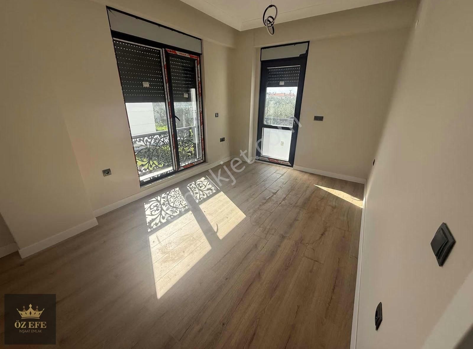 Küçükkuyu Mıhlıda 4+1 Müstakil Lüx Villalar - Görsel 24