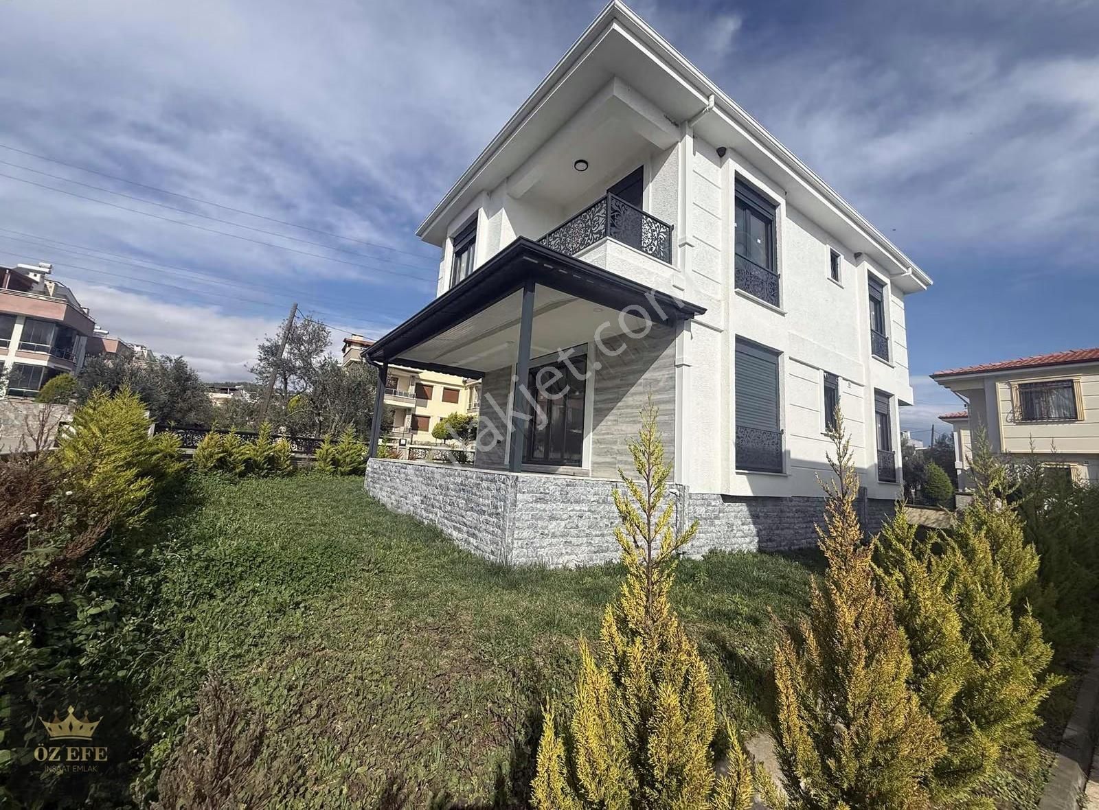 Küçükkuyu Mıhlıda 4+1 Müstakil Lüx Villalar - Görsel 19