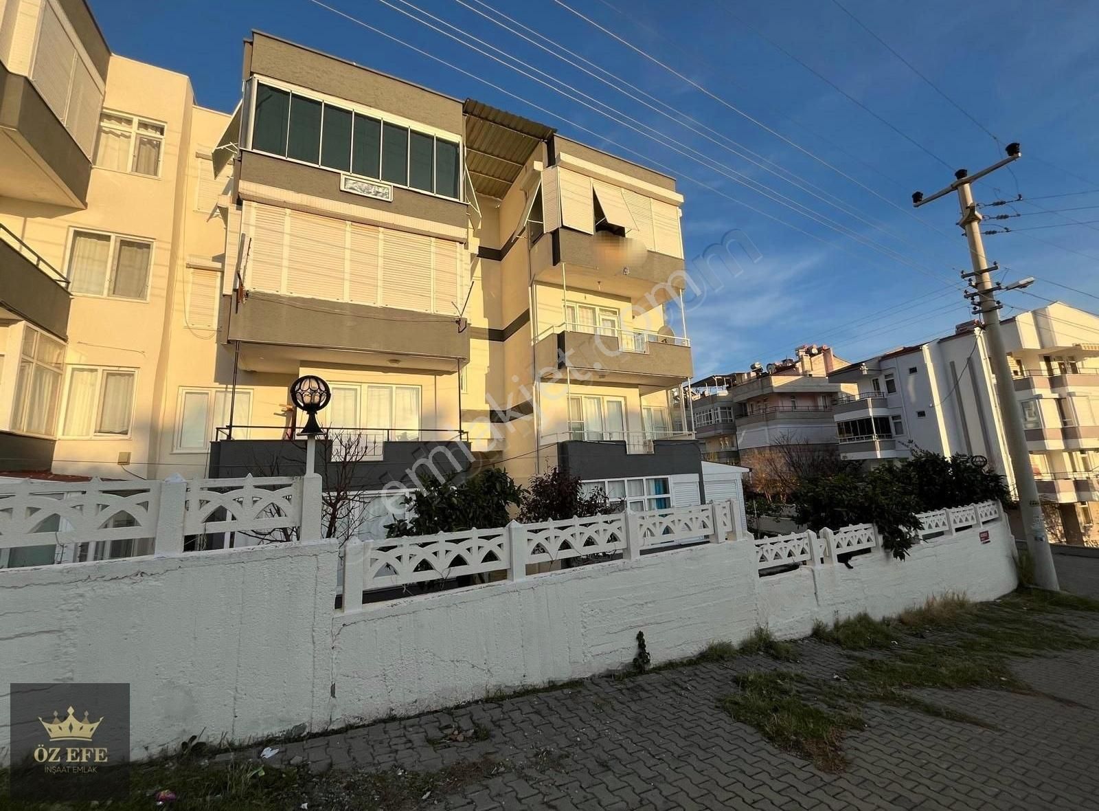 Öz Efe'den Altınoluk'ta Site İçerisinde 2+1daire