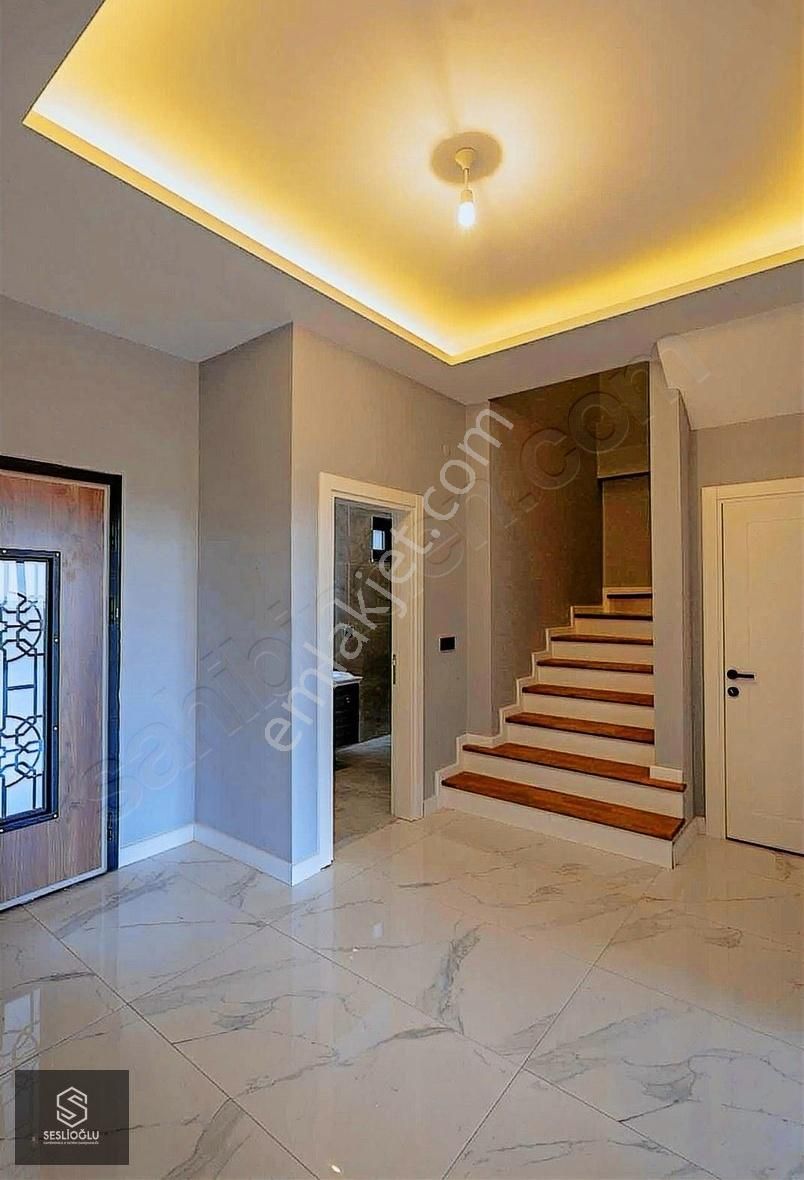 Sapanca'da Göl Manzaralı Satılık Müstakil Villa - Görsel 21