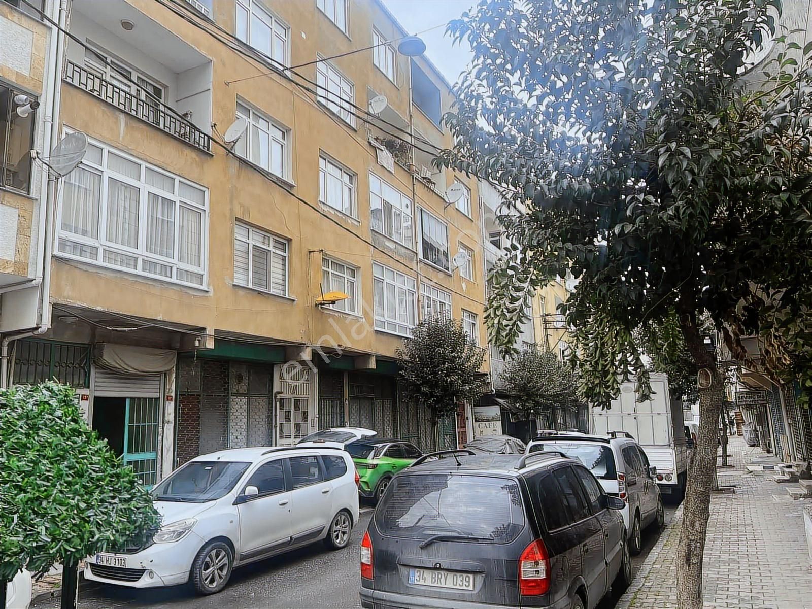 Esenler Kaymakamlık Karşısı Dönüşüme Yakın Satılık Daire 2+1 - Görsel 10