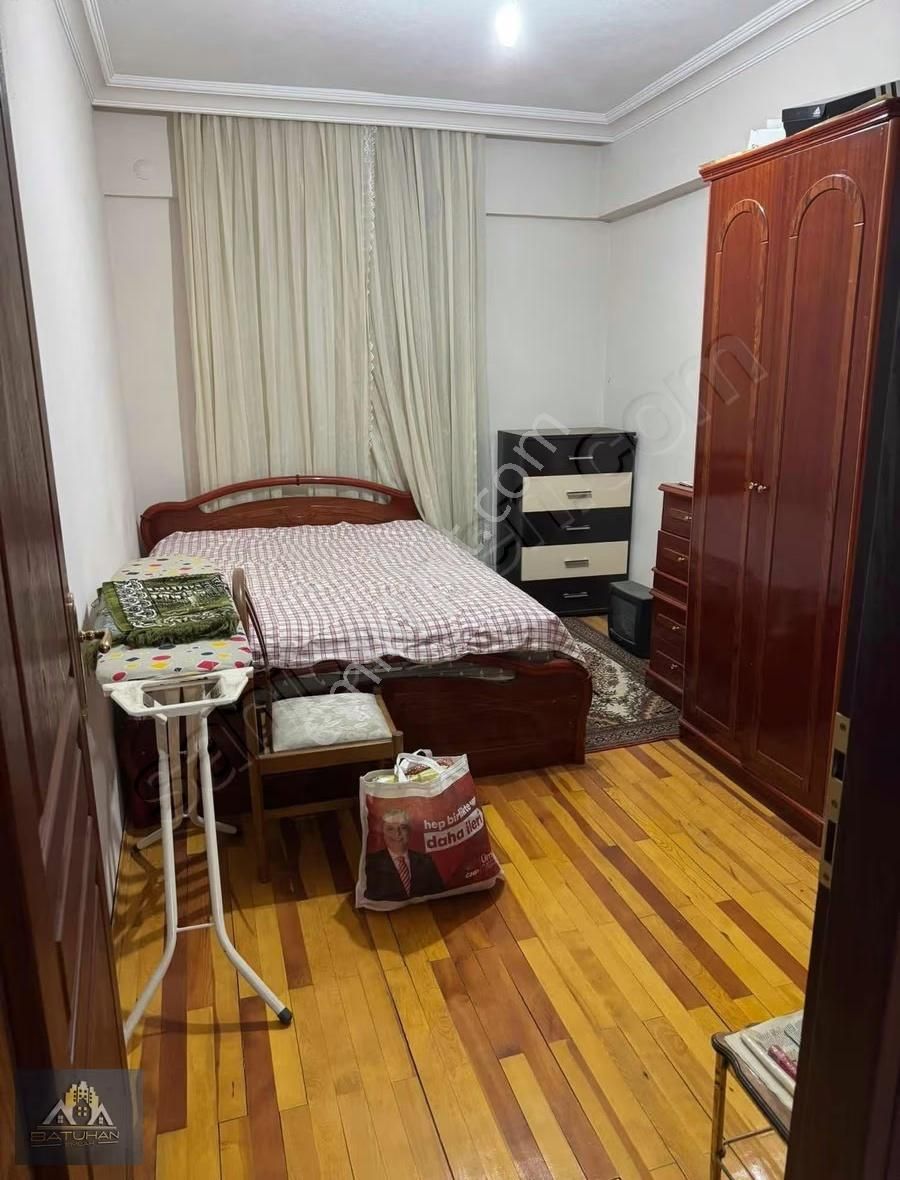 Korkuteli Yenimahalle'de Eşyalı Kiralık 3+1 Daire - Görsel 3