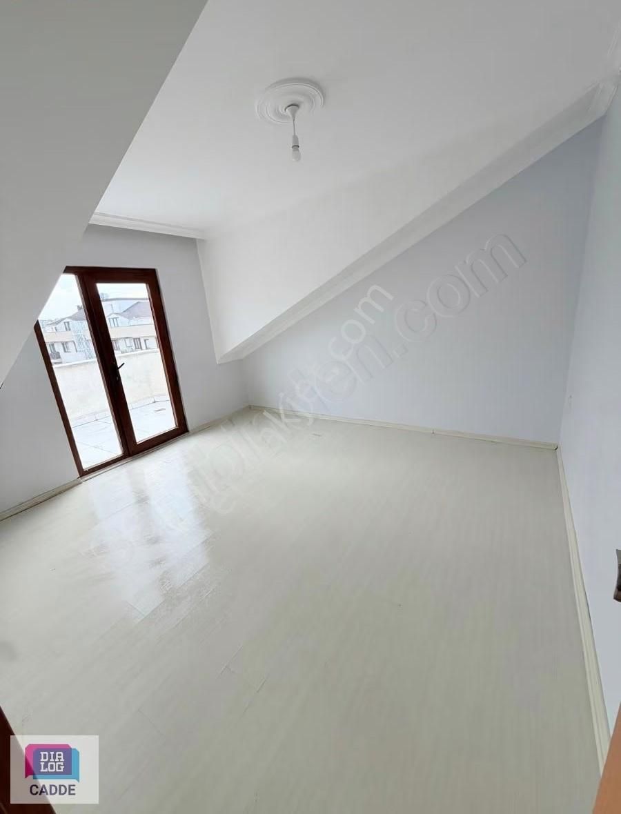 Özgürlük Mah.istiklal Caddesi Üzerinde Satılık 3+2 Dublex - Görsel 10
