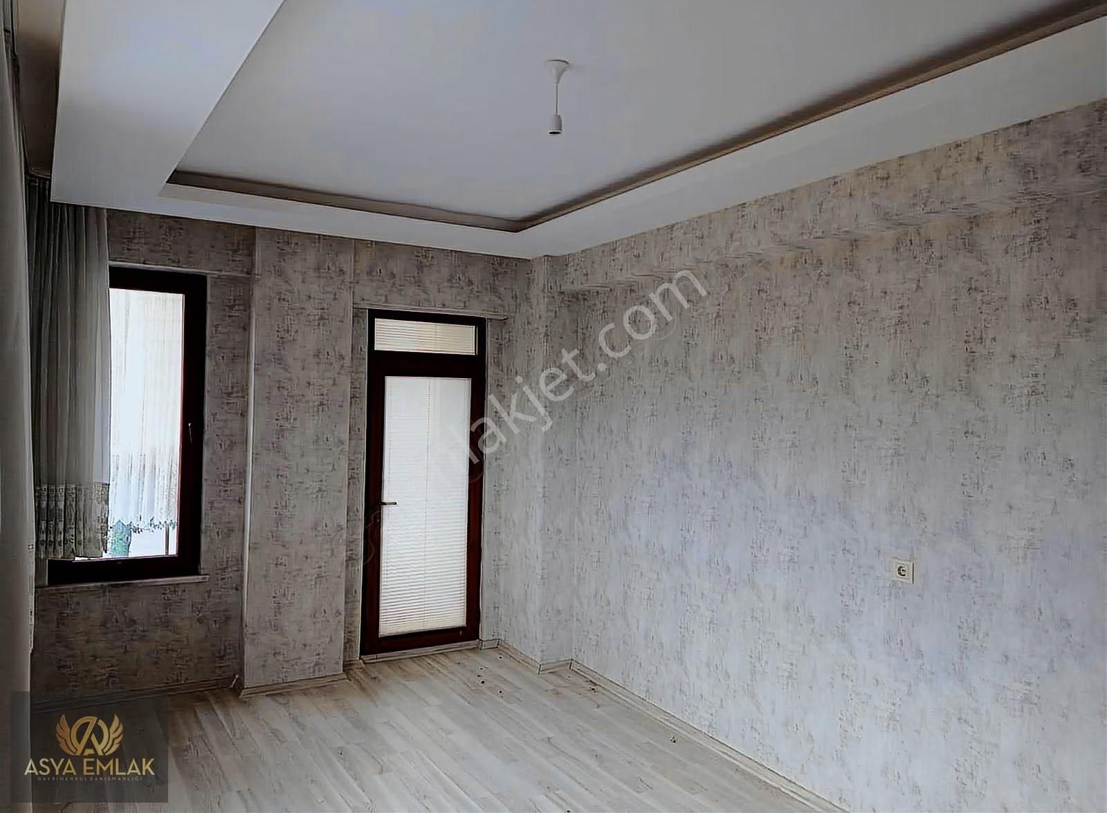 Küçük Kumköprü Cd Fatih Karakolu Karşısı Kiralık 3+1 - Görsel 3