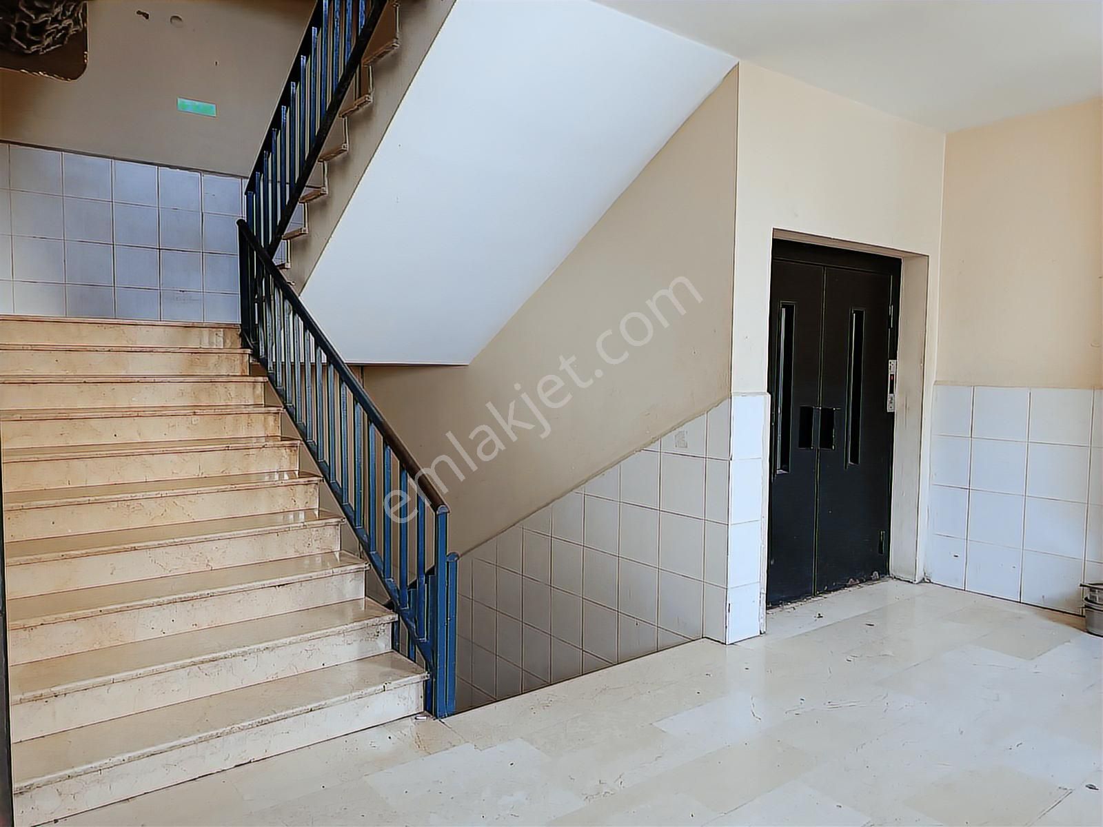 Torunlar'dan İşhanı 2.kt Kiralık 500m2 İşyeri Depo İmalat Atölye - Görsel 16