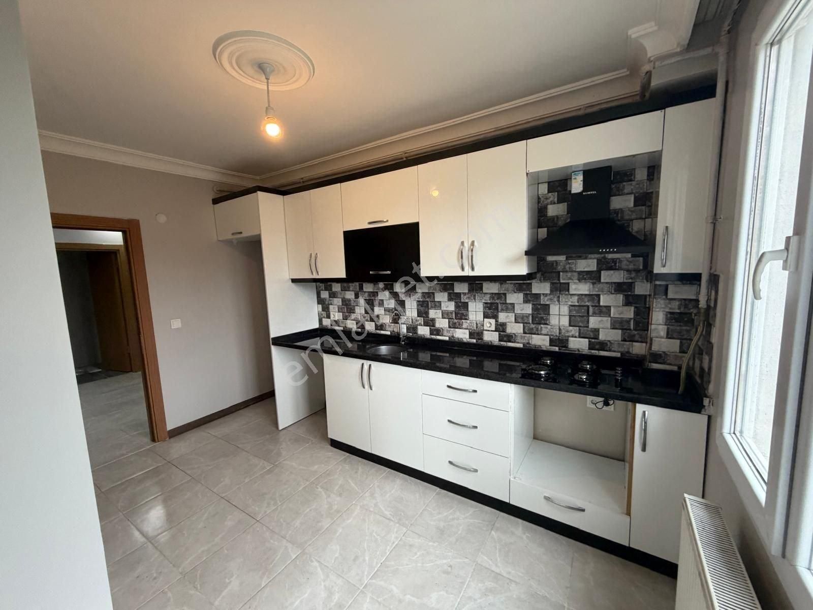 Beylikdüzü Kavaklıda Kiralık 2+1 90 M2 Daire - Görsel 13