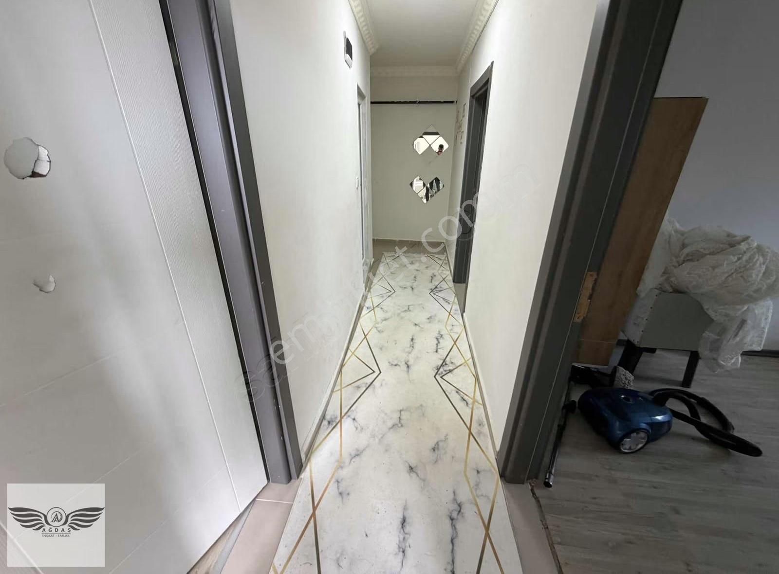 Site İçinde 2+1 Eşyalı Kıralık Daire - Görsel 2