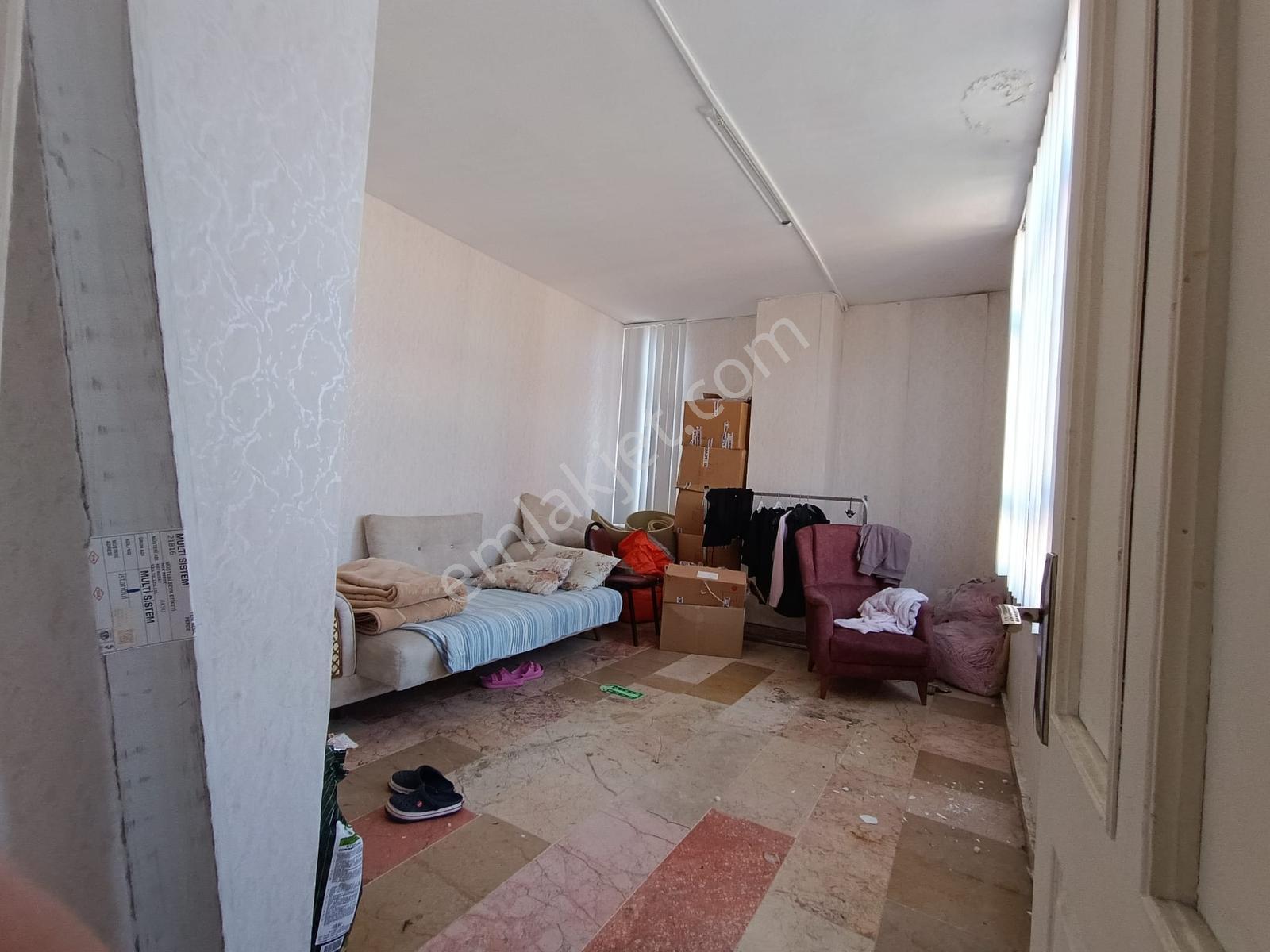 Torunlardan İşhanı 1.kt Kiralık 450m2 İskanlı Bina İmalat Atölye - Görsel 10