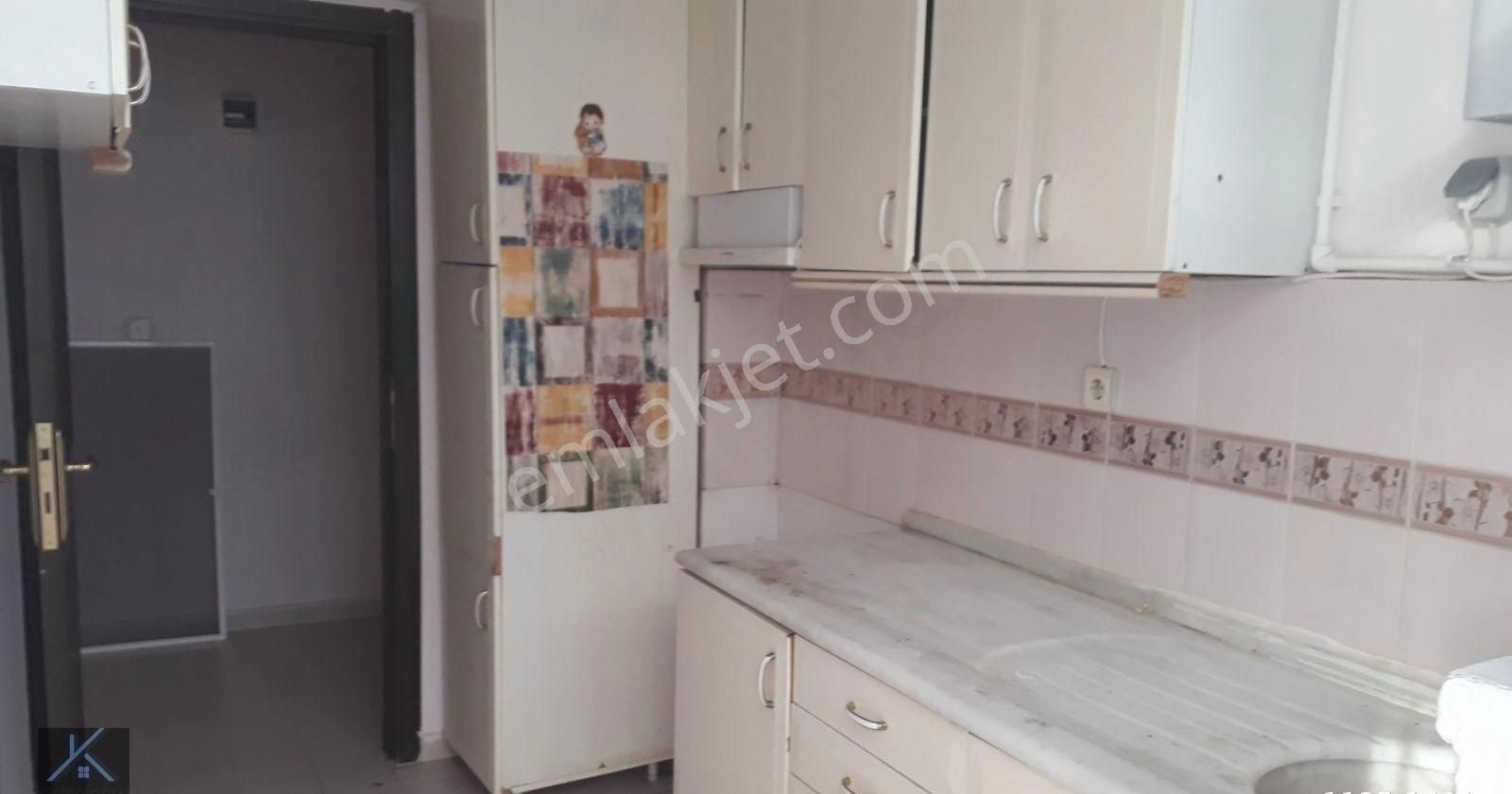 Satılık, G.o.p., Reşit Galip Cad.'de, 2+1, Ön, 2. Katta, Güney-batı Cephe, Merkezi - Görsel 4