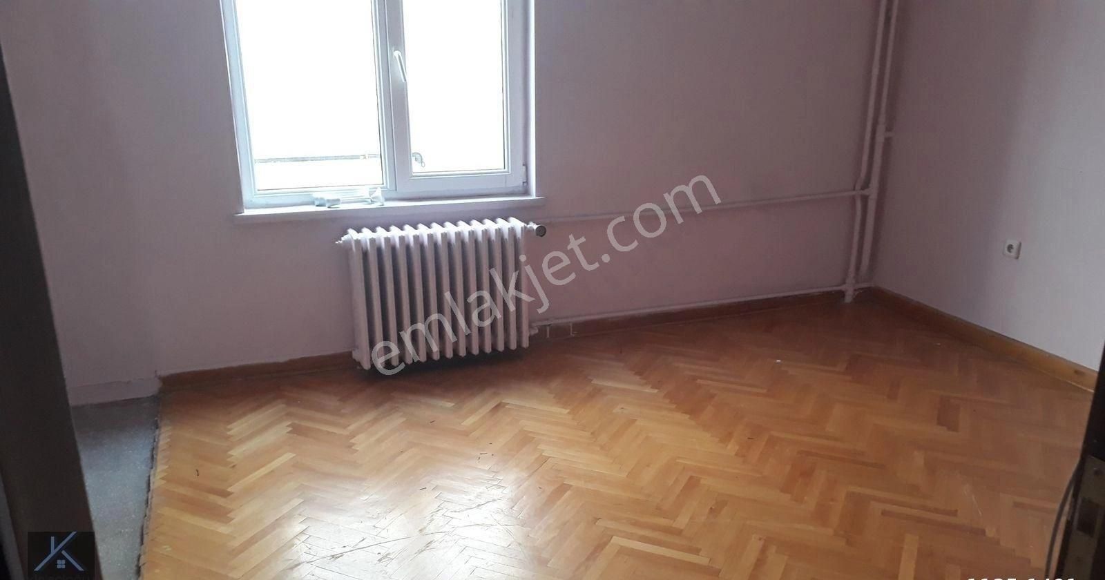 Satılık, G.o.p., Reşit Galip Cad.'de, 2+1, Ön, 2. Katta, Güney-batı Cephe, Merkezi - Görsel 11