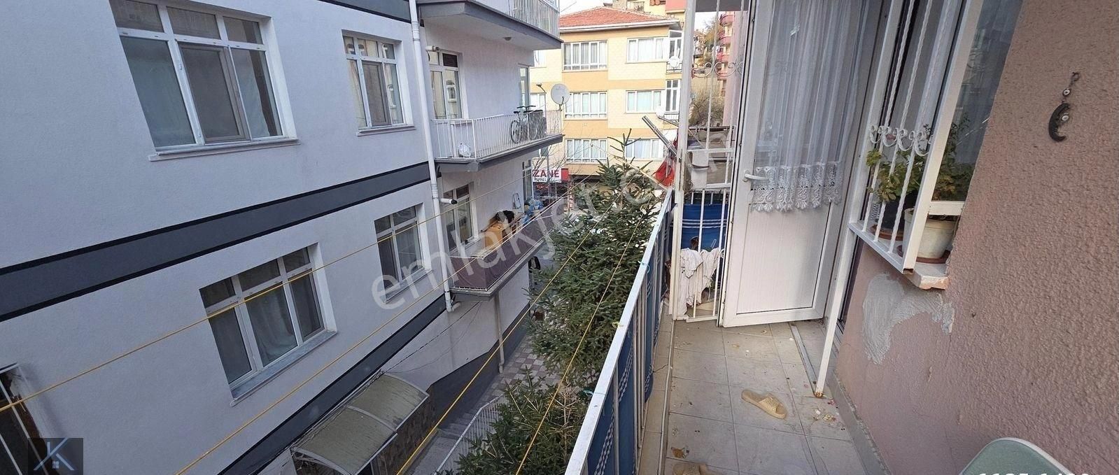 Satılık, 3+1, Katta, Tıp Fak. Yakını, Demirlibahçe Ağaçlı Caddesinde, Kombili - Görsel 17