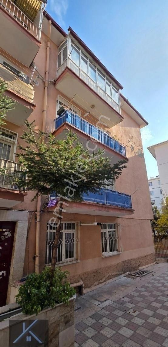 Satılık, 3+1, Katta, Tıp Fak. Yakını, Demirlibahçe Ağaçlı Caddesinde, Kombili - Görsel 21