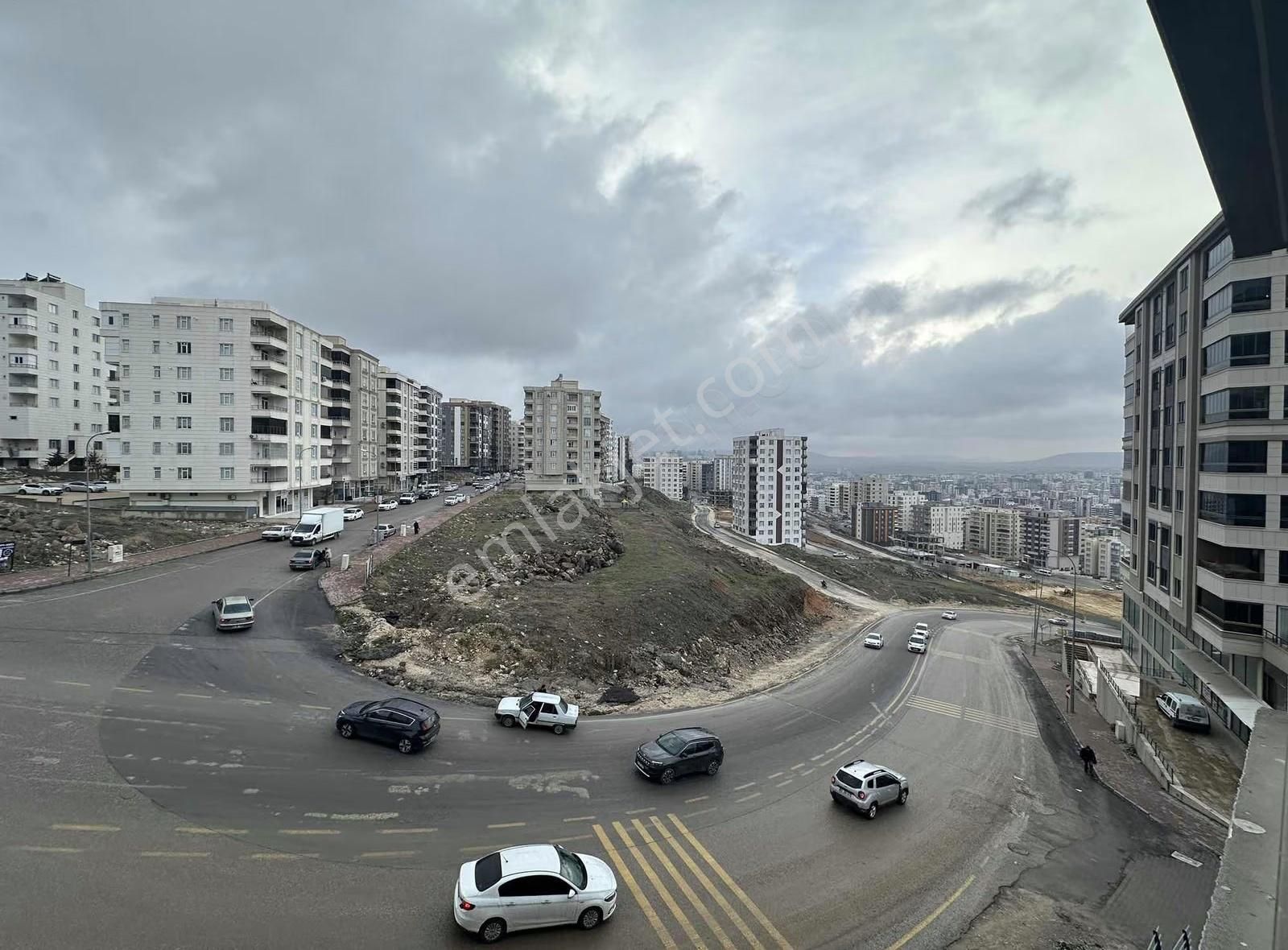 Kiralık Full Eşyalı Ara Kat Daire Havuzlu - Görsel 4